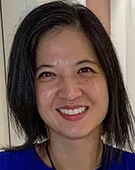 Headshot of Mova Leung - The Canadian Foundation For Pharmacy